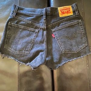 Women’s Levi Shorts